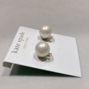Kate Spade Metropolitan Pearl Stud Earrings
